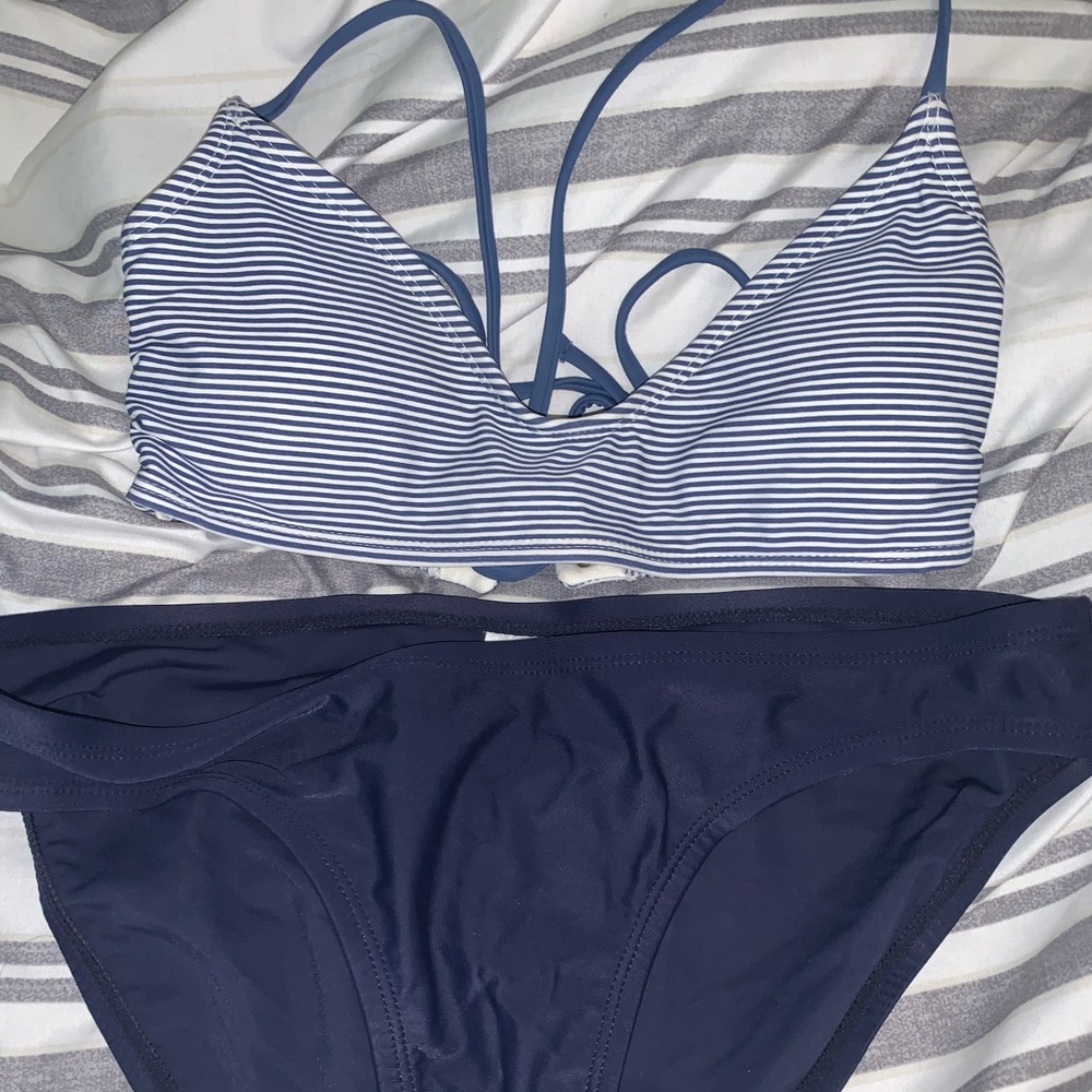 BIKINI TOP AND BOTTOM SET